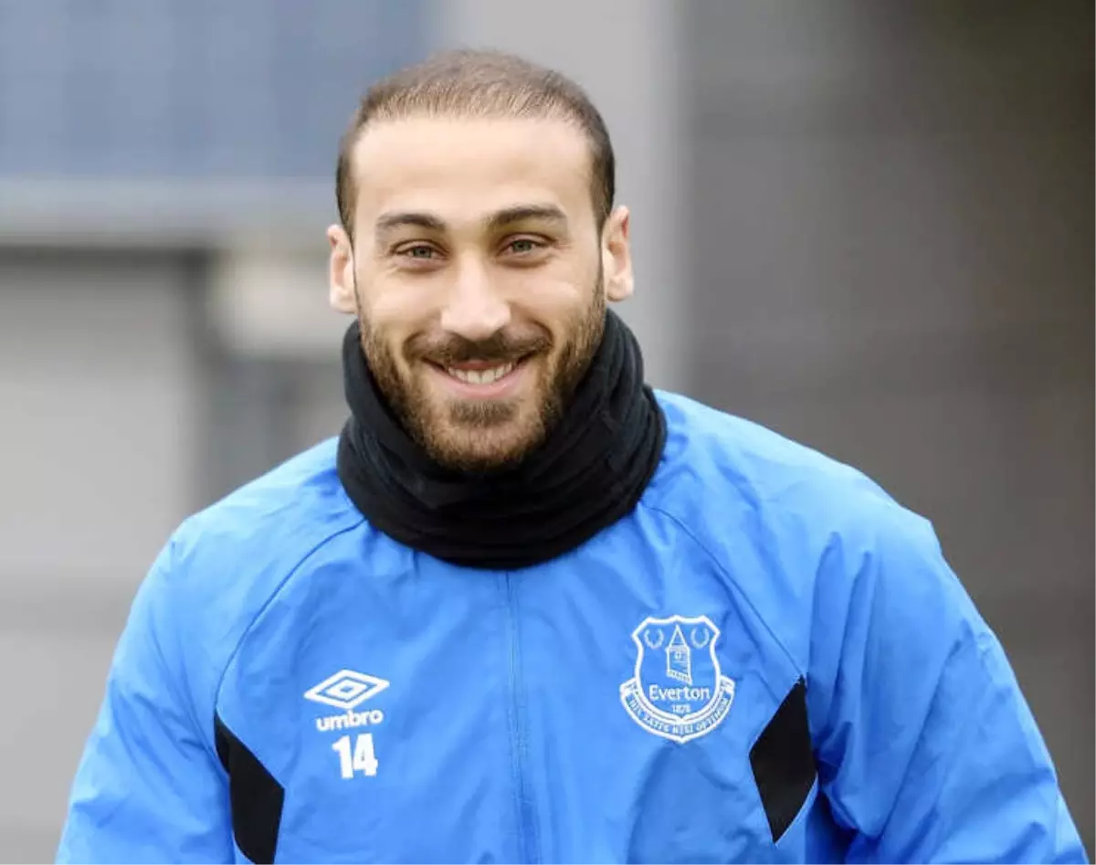 Cenk Tosun\'a Allardyce\'dan Kötü Haber