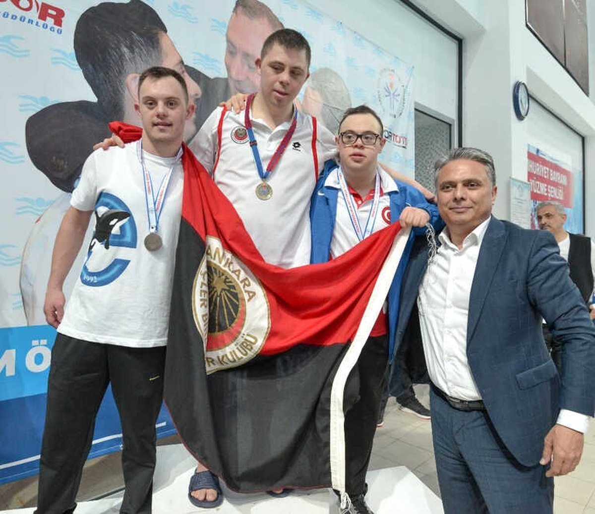 Ekrem Zomp 2. Bölge Yüzme Şampiyonası