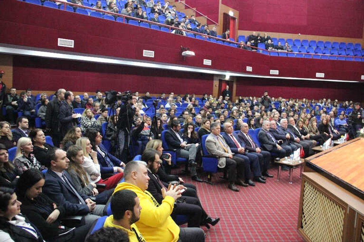 Enver Yücel: "Kaliteli Eğitimi Ülkemizin Her Noktasına Götüreceğiz"