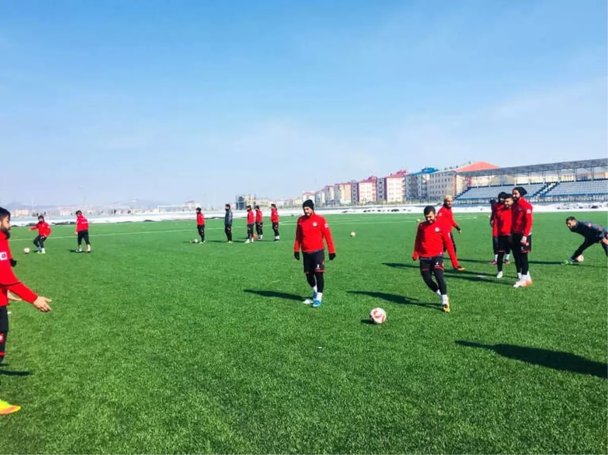 Kars 36 Spor Bayburt Çatıksu Maçına Hazır