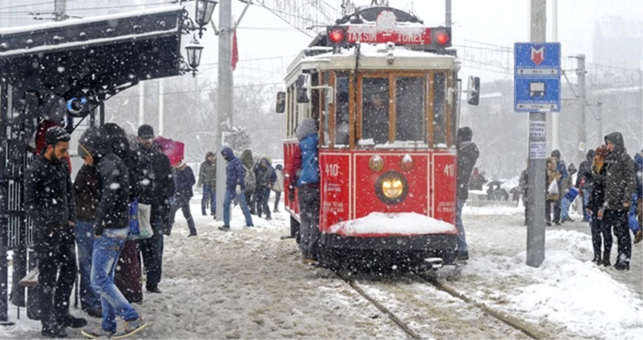 Meteoroloji Tarih Verdi! Sibirya Soğukları İstanbul\'a Mart\'ta Kar Getiriyor