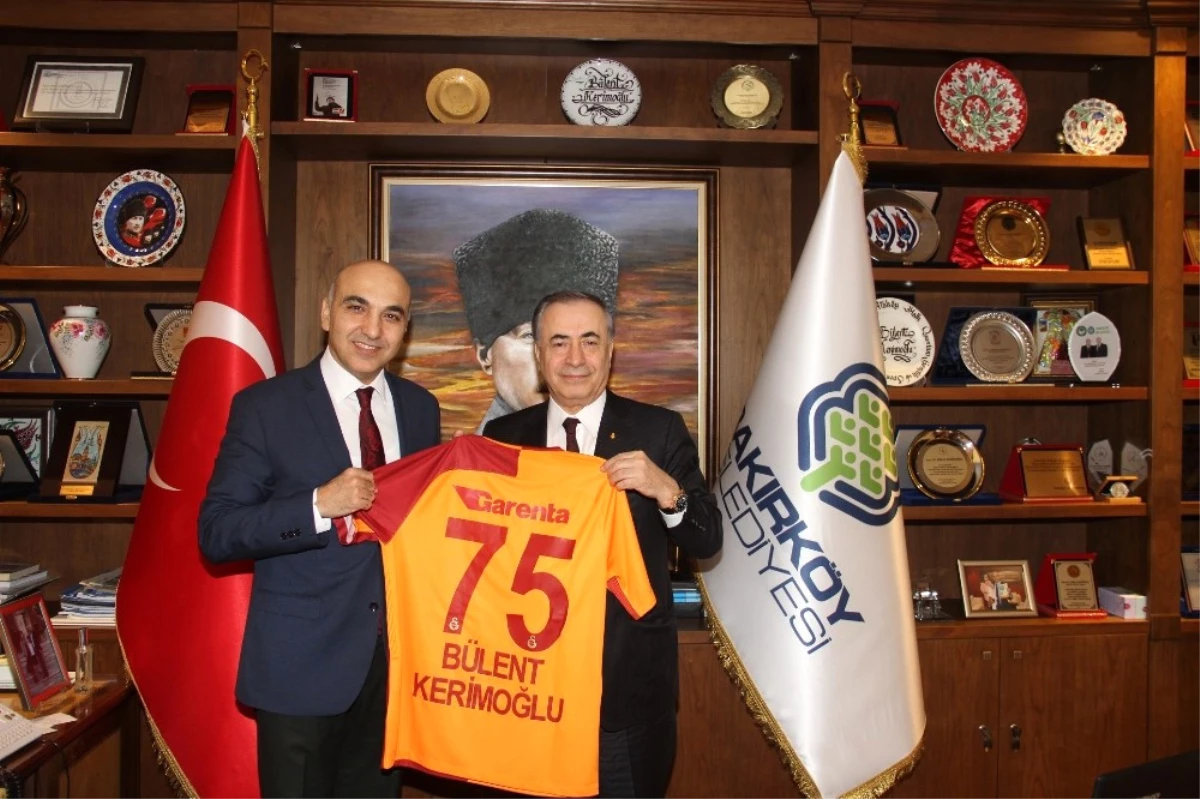 Mustafa Cengiz: "Uefa\'nın Büyüyen ve Gelişen Galatasaray\'a Şans Vereceğini Umuyorum"