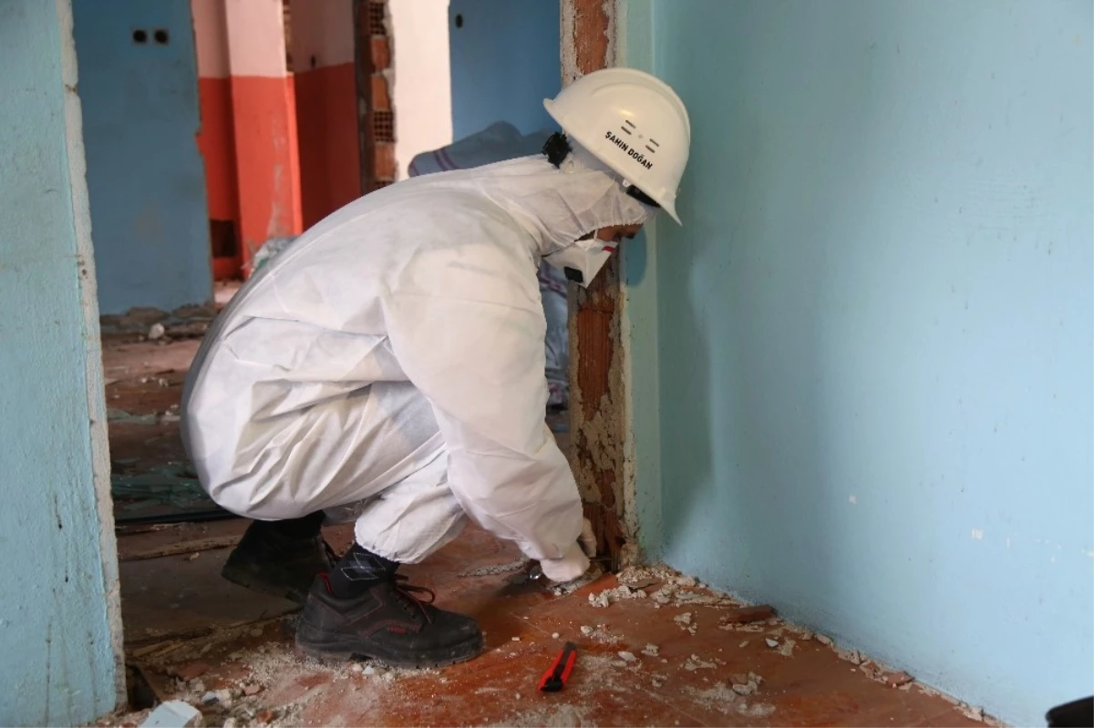Bağcılar\'da Asbest Testi Yapılmadan Bina Yıkımı Yapılmıyor