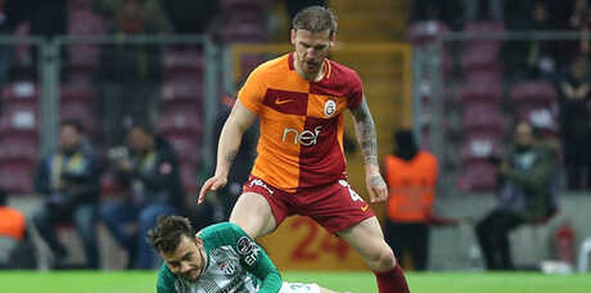 Serdar Aziz: "Bursaspor Zor Günler Geçiriyor..."