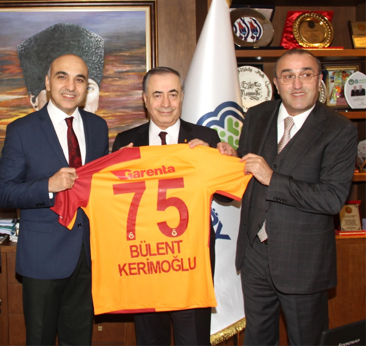 UEFA\'nın Galatasaray\'a Şans Vereceğini Umuyorum"