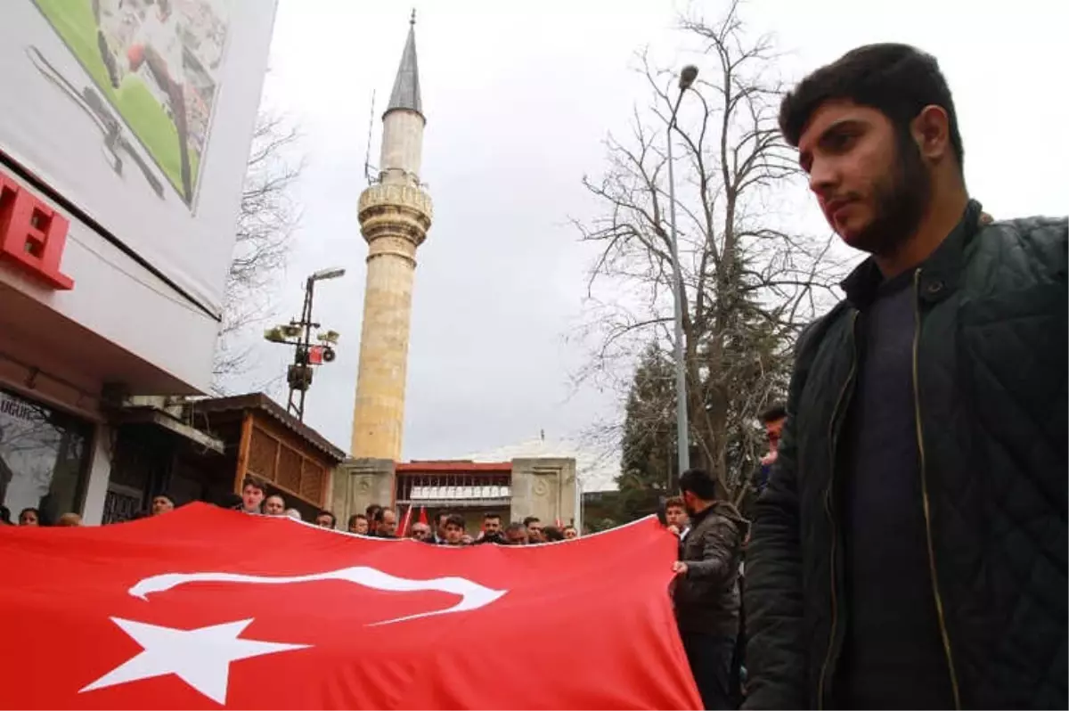 Uzunköprüler Şehitler İçin Yürüdü