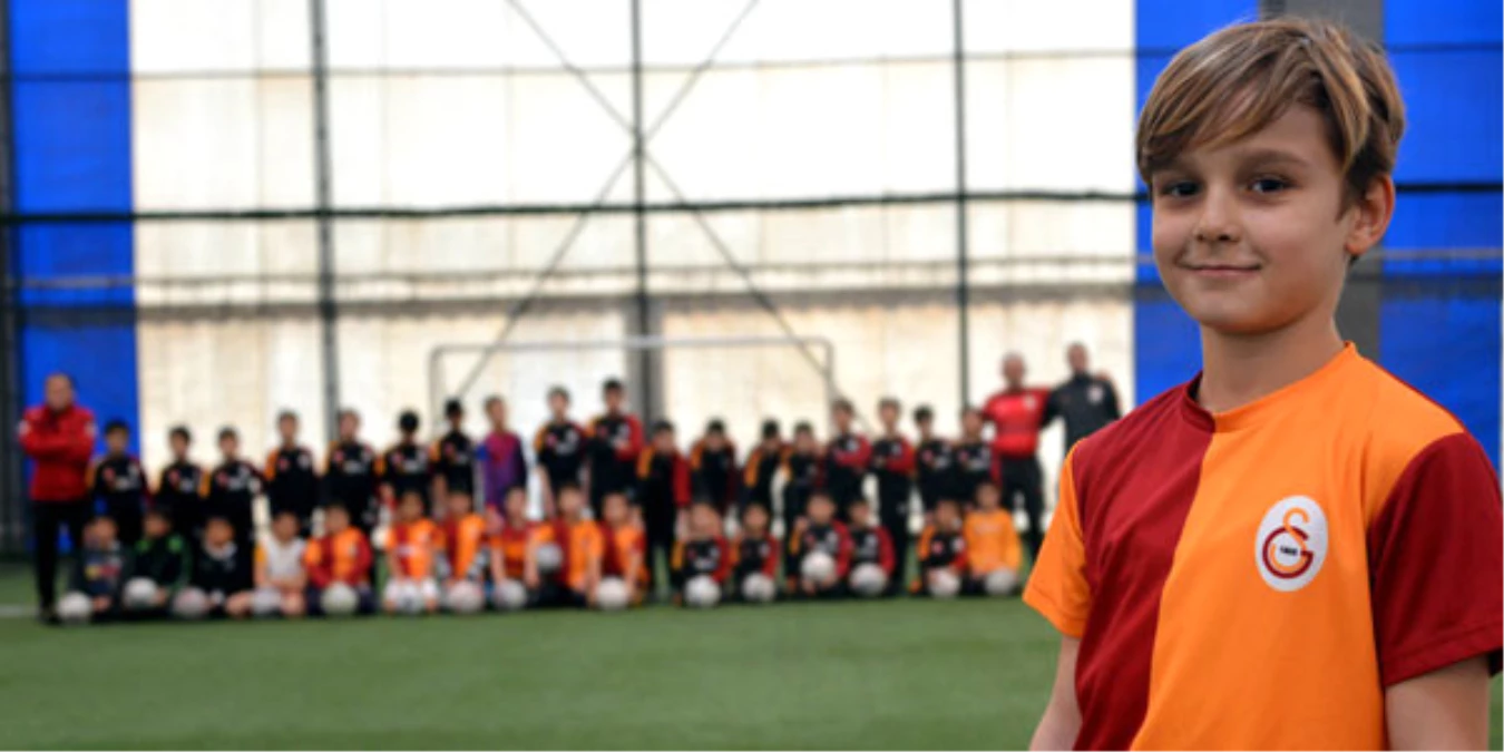 10 Yaşında Galatasaray\'a Transfer Oldu