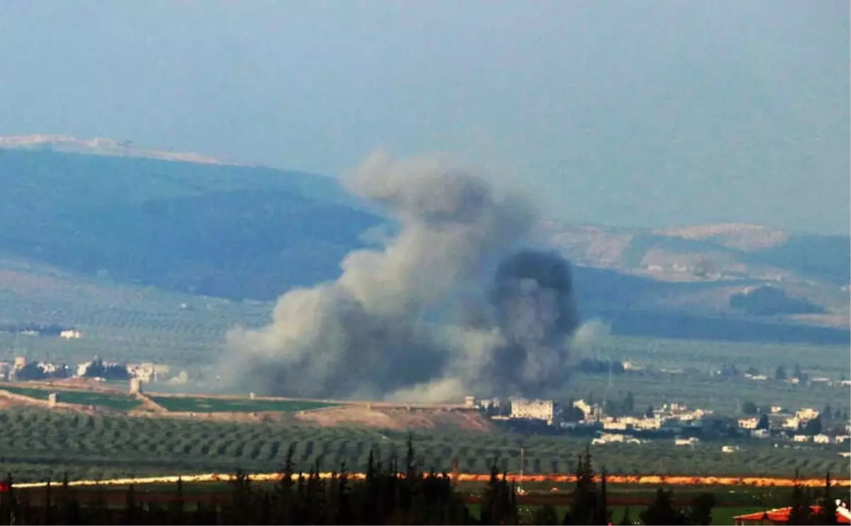 Afrin\'in Cinderes Kasabasına Yoğun Hava Bombardımanı