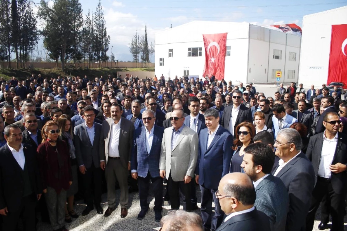 Bakan Çavuşoğlu: "Halka Dokunmak Önemli"