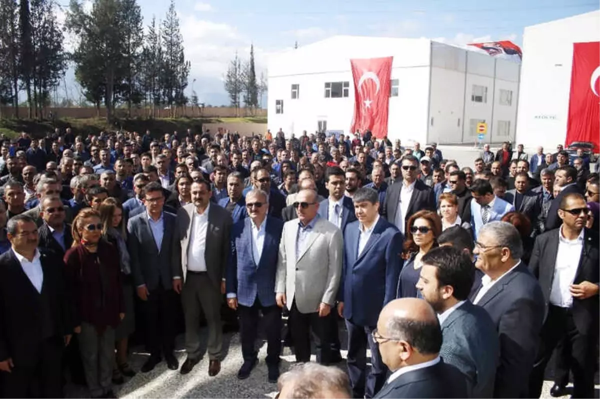 Bakan Çavuşoğlu: "Halka Dokunmak Önemli"