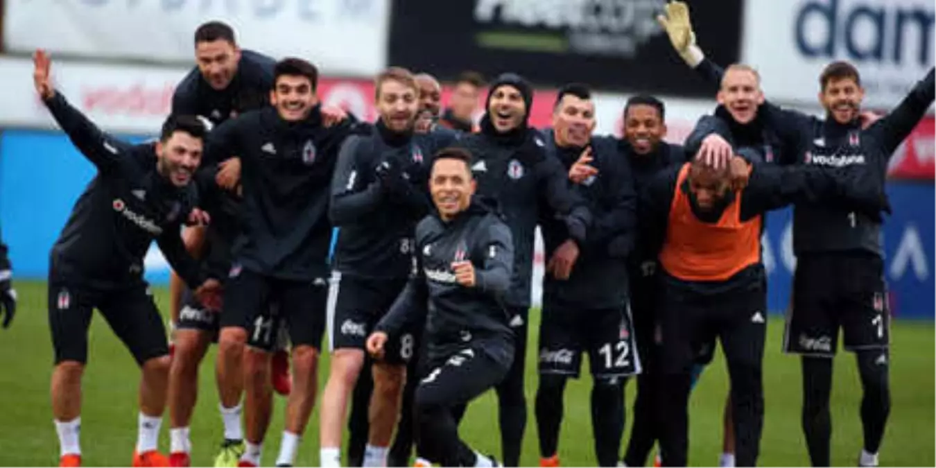 Beşiktaş\'ın Derbide Rakibi Fenerbahçe