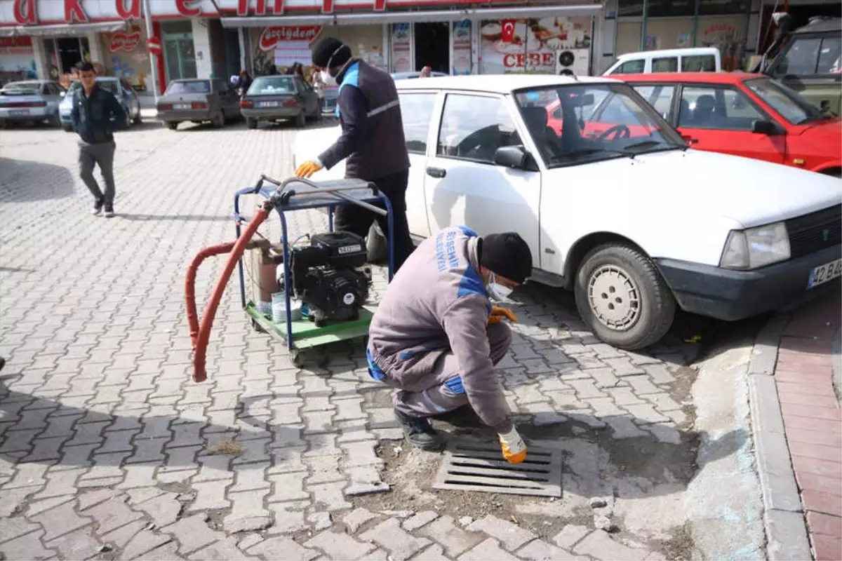 Beyşehir\'de Haşereyle Mücadele Çalışmaları