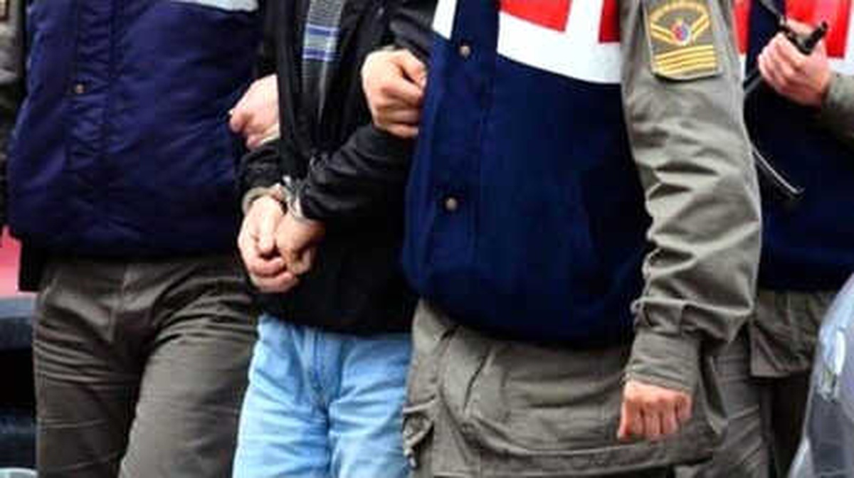 Çaldığı Araçla Kaza Yapınca Cezaevinin Yolunu Tuttu