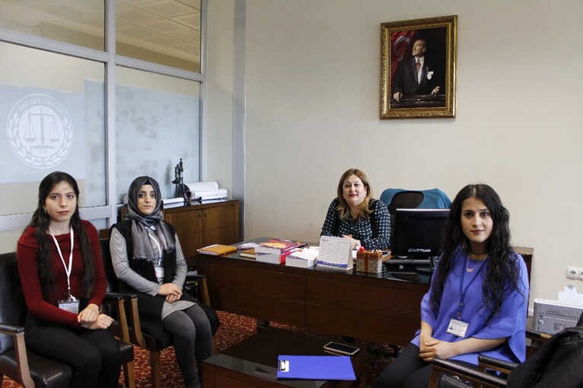 Hemşire Adaylarına \'Kadına Şiddetin Önlenmesi\' Anlatıldı