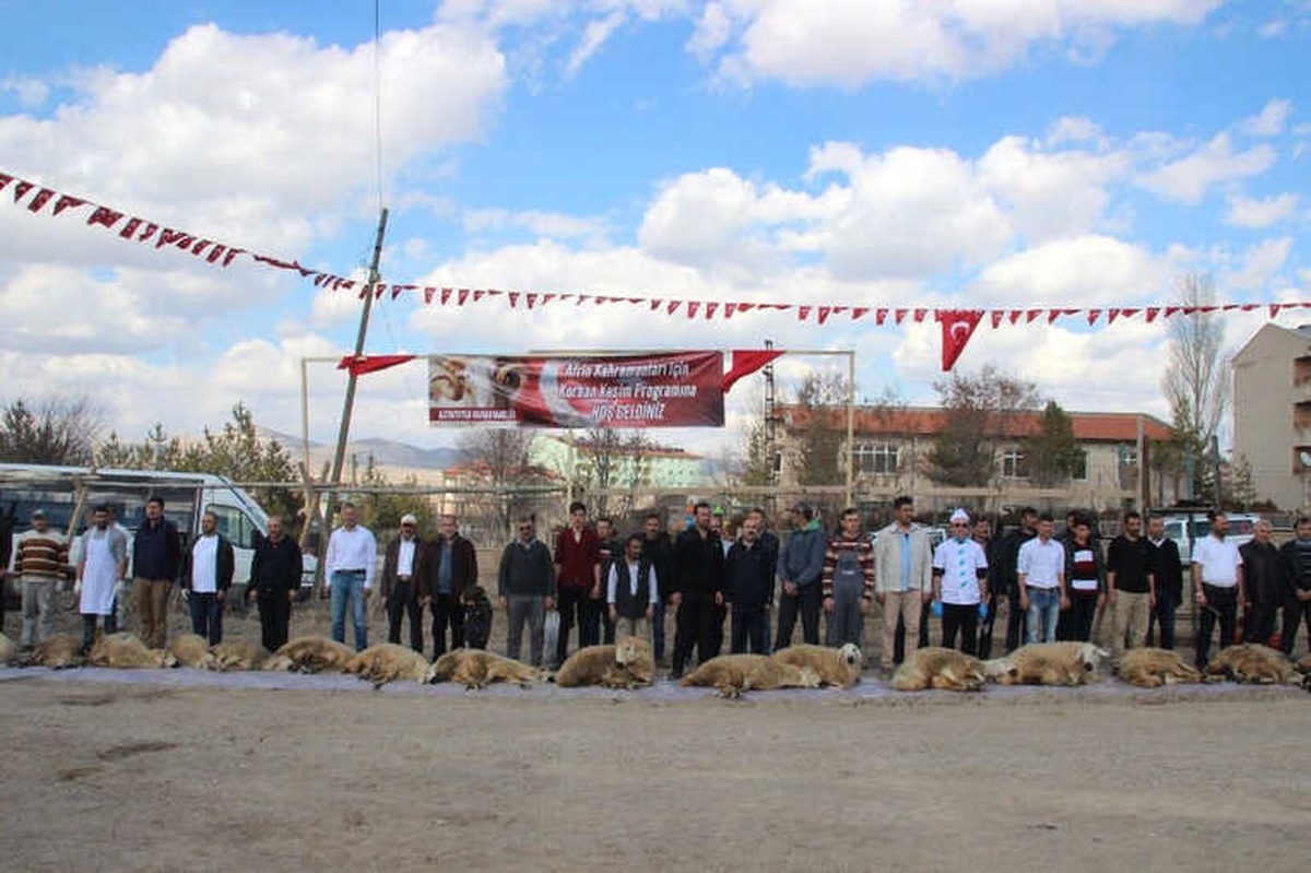 Mehmetçik İçin Kurban Kesildi