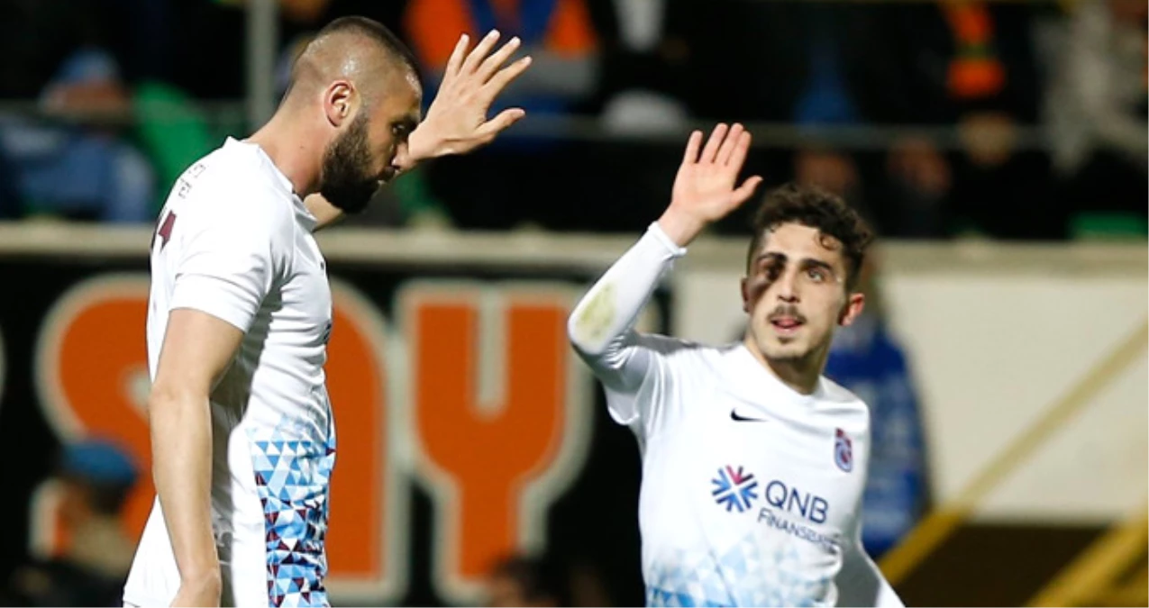 Trabzonspor, Geriye Düştüğü Maçta Alanyaspor\'u 2-1\'le Geçti