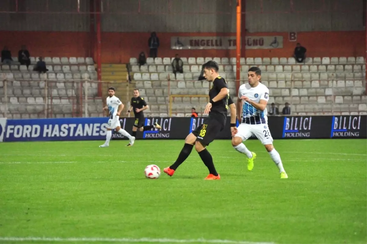 Adana Demirspor - İstanbulspor Karşılaşması Yarıda Kaldı