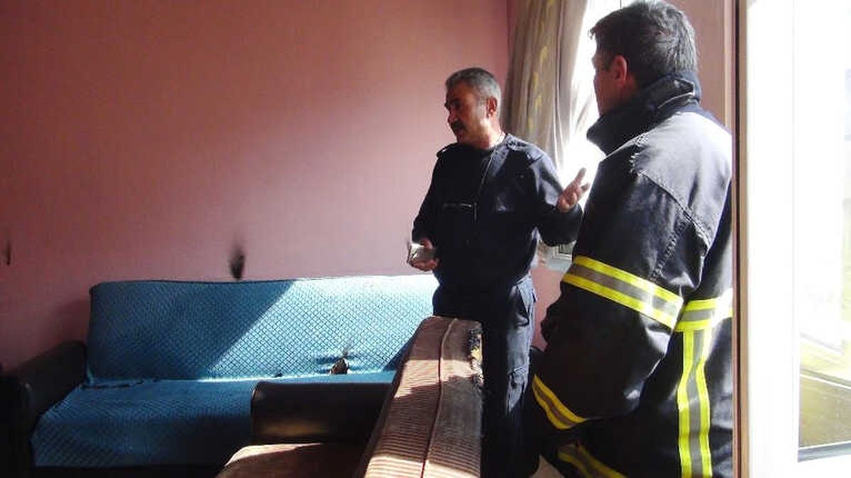 Evde Çıkan Yangın Korkuttu