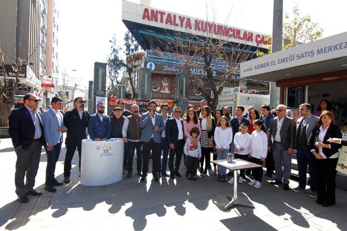 Konged\'den Çocuk İstismarına Karşı İmza Kampanyası