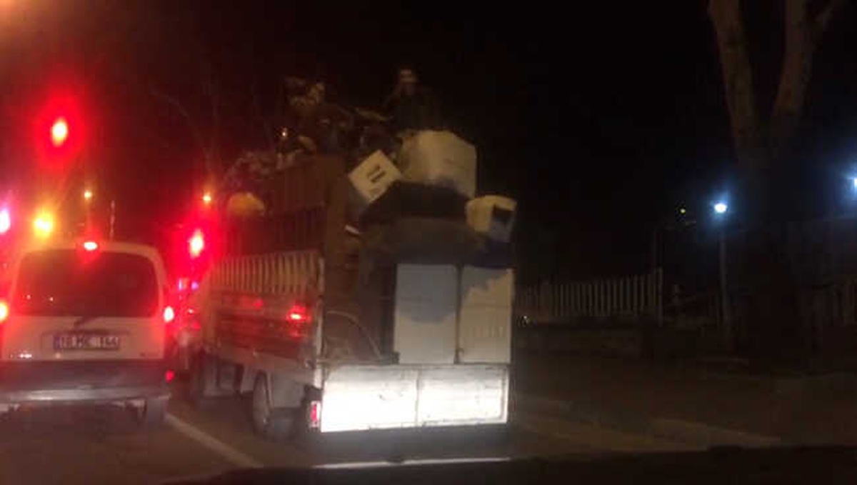 Eşyaların Tepesinde Ölümüne Yolculuk