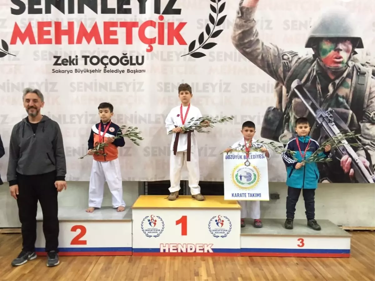 15 Temmuz Şehitler ve Gaziler Karate Ligi Turnuvasına 3 Derece Elde Ettiler