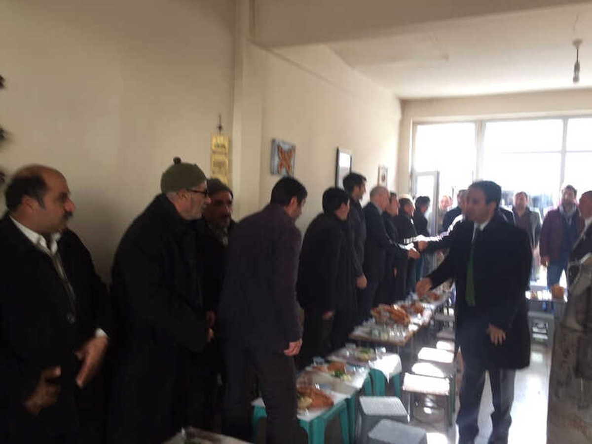 Başkan Vekili Dundar, Esnaflarla Bir Araya Geldi