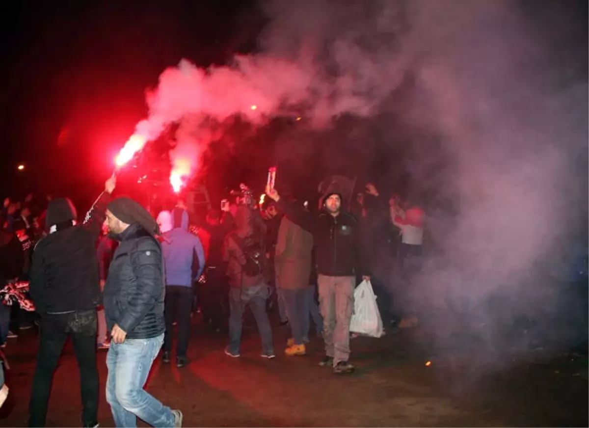 Beşiktaş\'a Coşkulu Karşılama