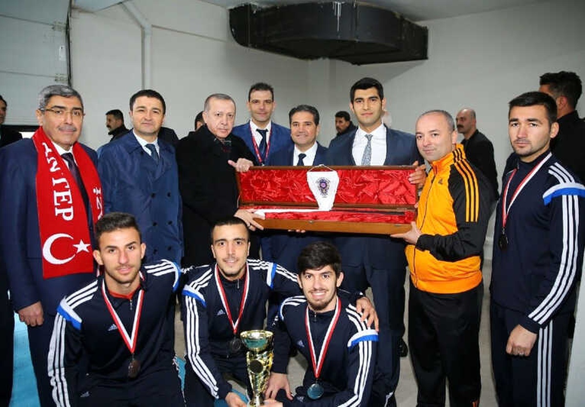 Cumhurbaşkanı Avrupa Şampiyonlarını Kutladı