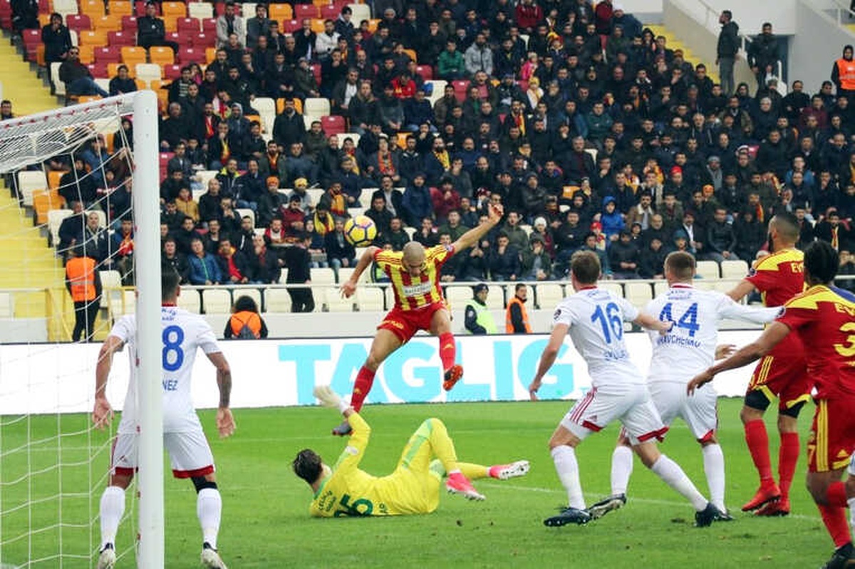 Evkur Yeni Malatyaspor\'da Dori ve Mina Formayı Kaptı