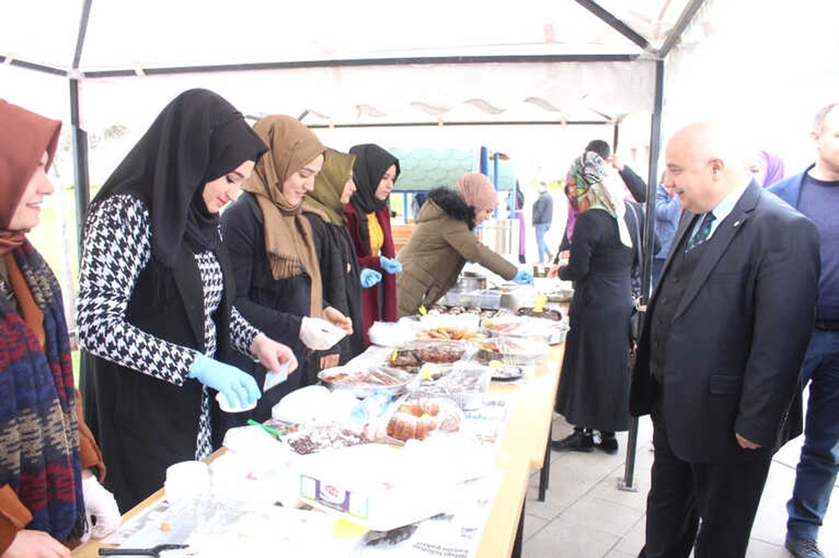 Mehmetçik İçin Kermes Düzenlendi