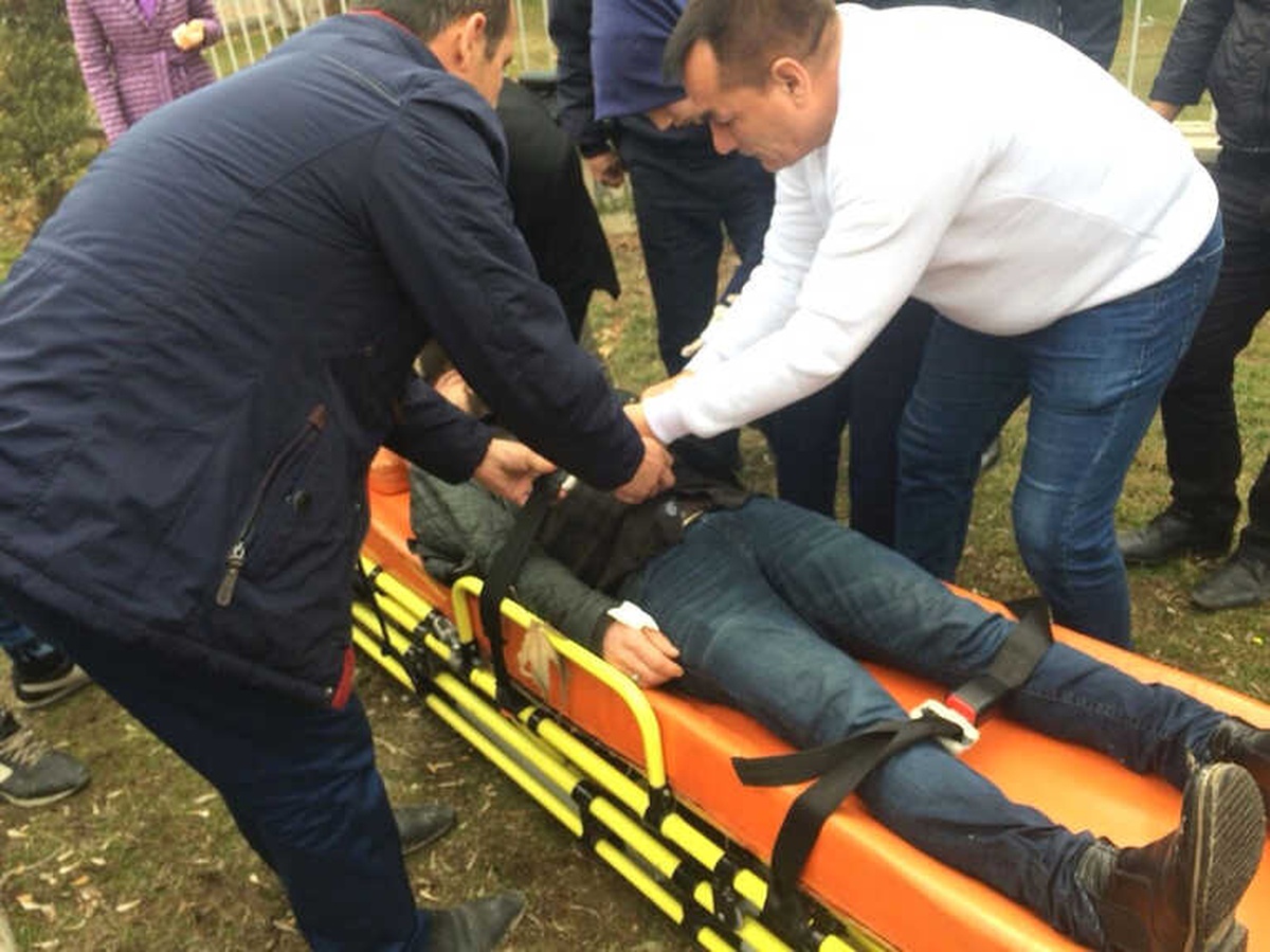 Sattığı Otomobilinin Parasını Alamadı, Bileklerini Kesti