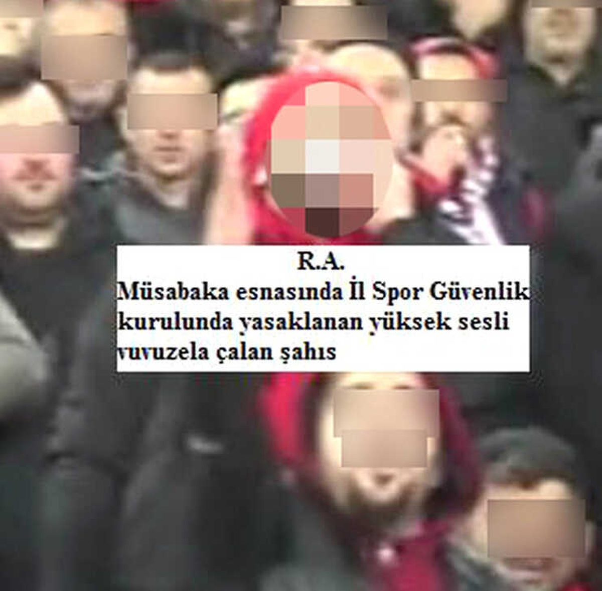 Vuvuzela Çalan Taraftarlara Spor Seyrinden Men Cezası