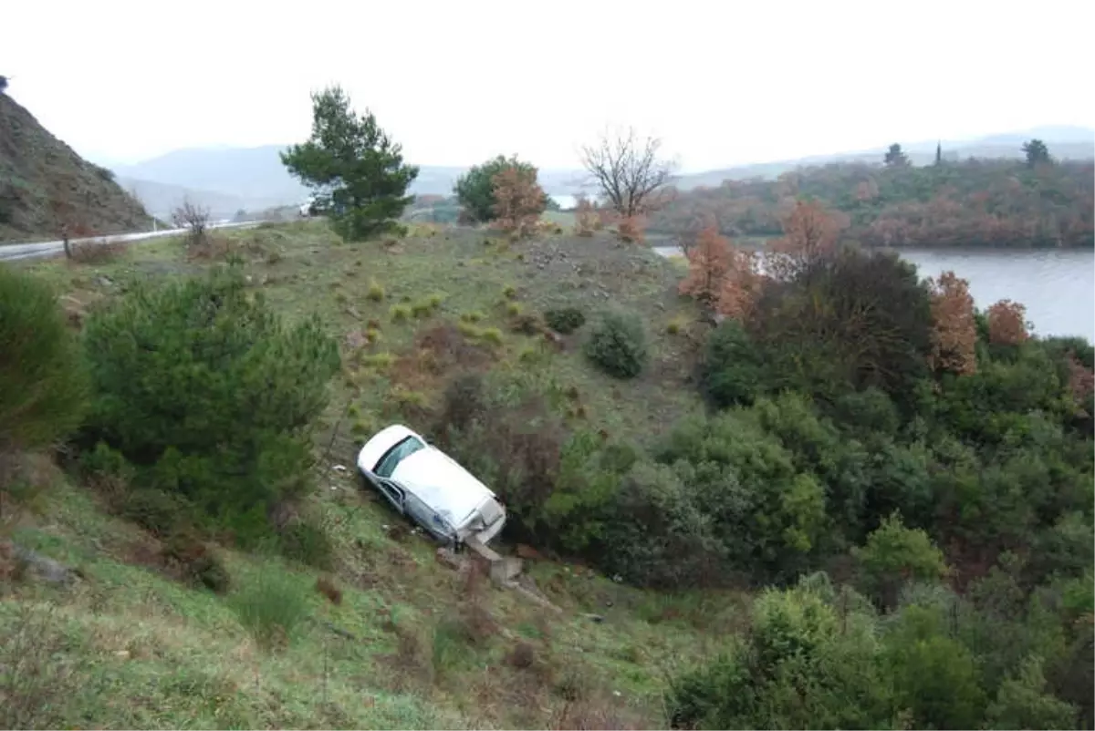 Yoldan Çıktı, Uçuruma Yuvarlandı