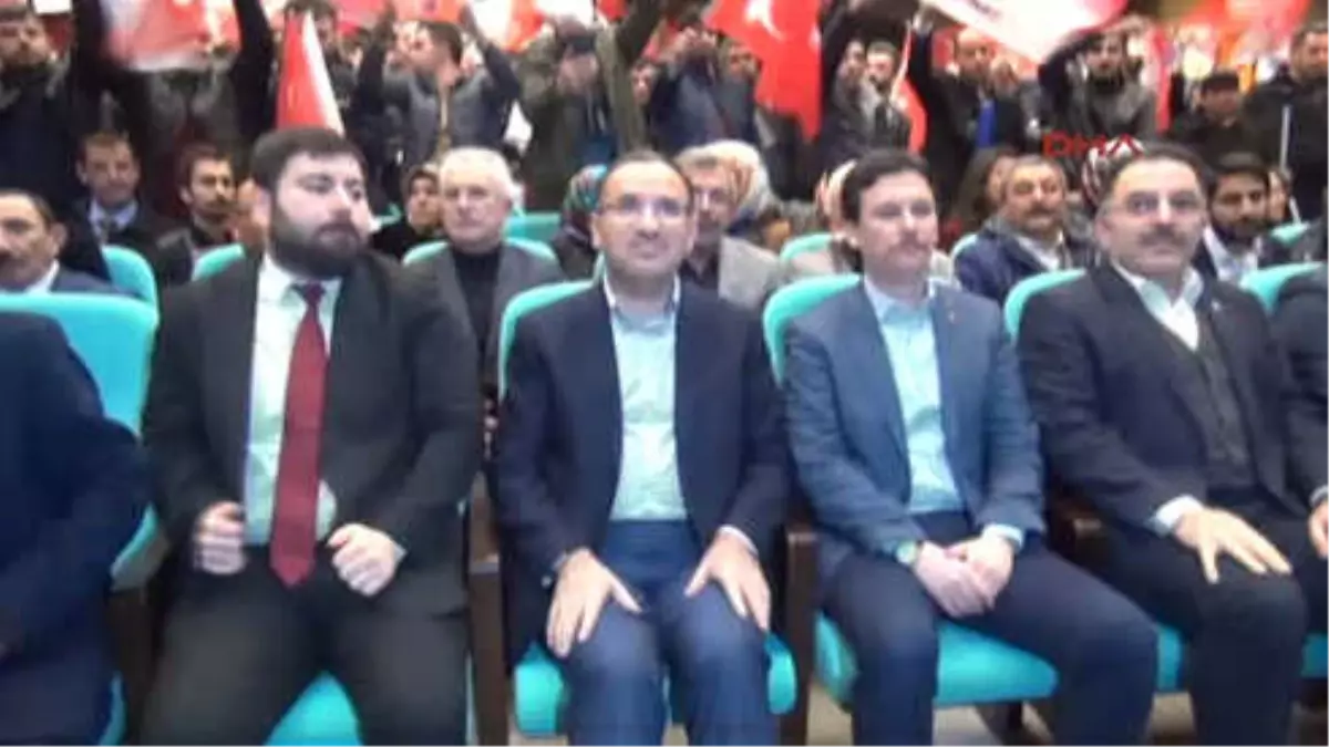 Yozgat Bekir Bozdağ: Ak Partililer Ampüle, MHP\'liler Üç Hilalin Altına Mührü Basacak, Bu Kadar...