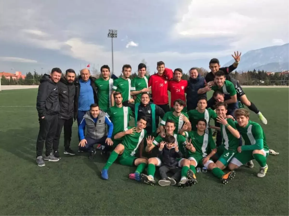 Altay\'ın U-19 Takımı İlk Yenilgisini Manisa\'dan Aldı