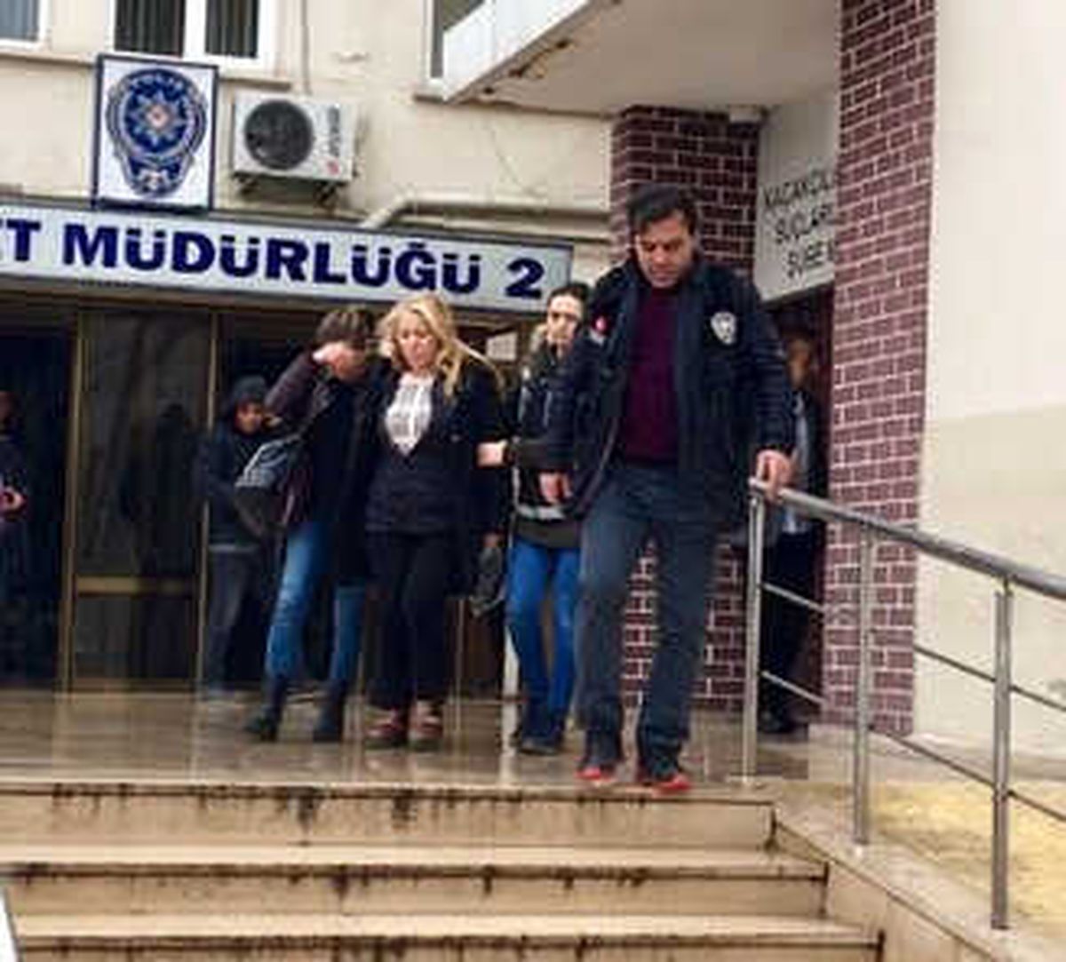 Bursa\'da Uyuşturucu Operasyonu: 13 Gözaltı