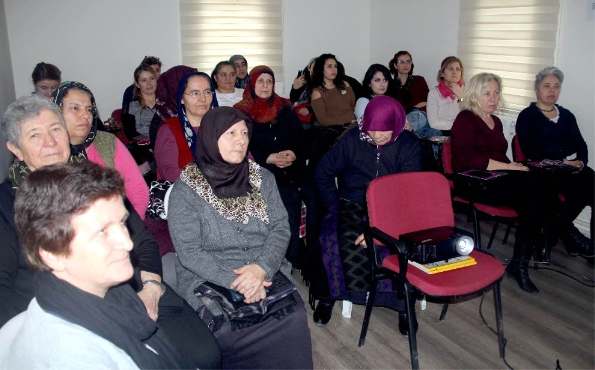 Çankayalı Kadınlar Kadın Sağlığı Atölyesinde Bir Araya Geldi