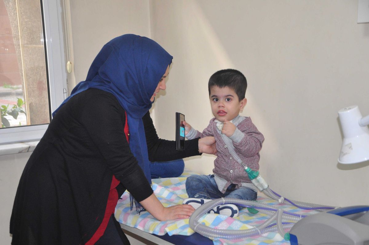 Egeli Hekimler, Hamza Bebeğe Nefes Oldu