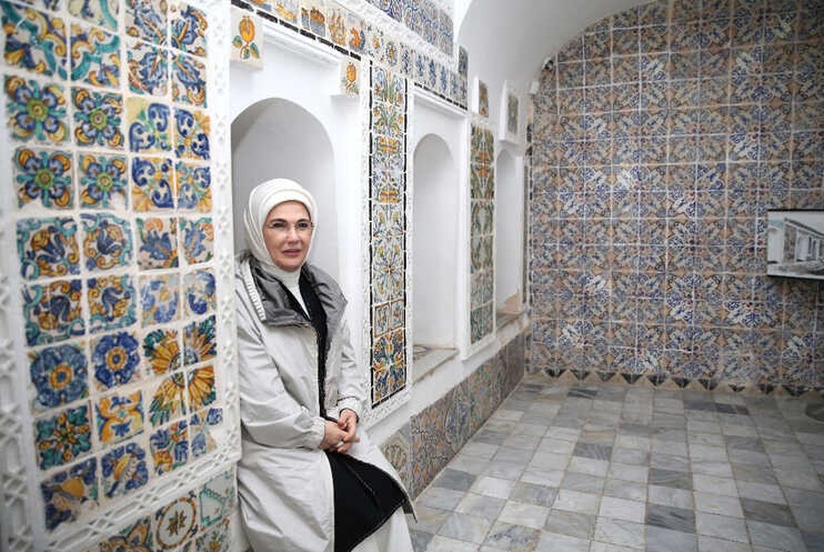 Emine Erdoğan, Bardo Müzesini Ziyaret Etti