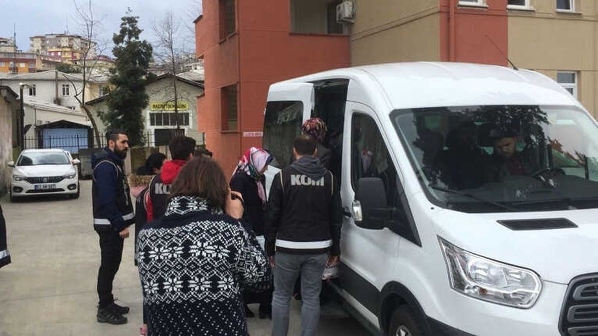Fetö/pdy\'nin Rize\'deki Yeni Yapılanmasına Yönelik Operasyon Düzenlendi