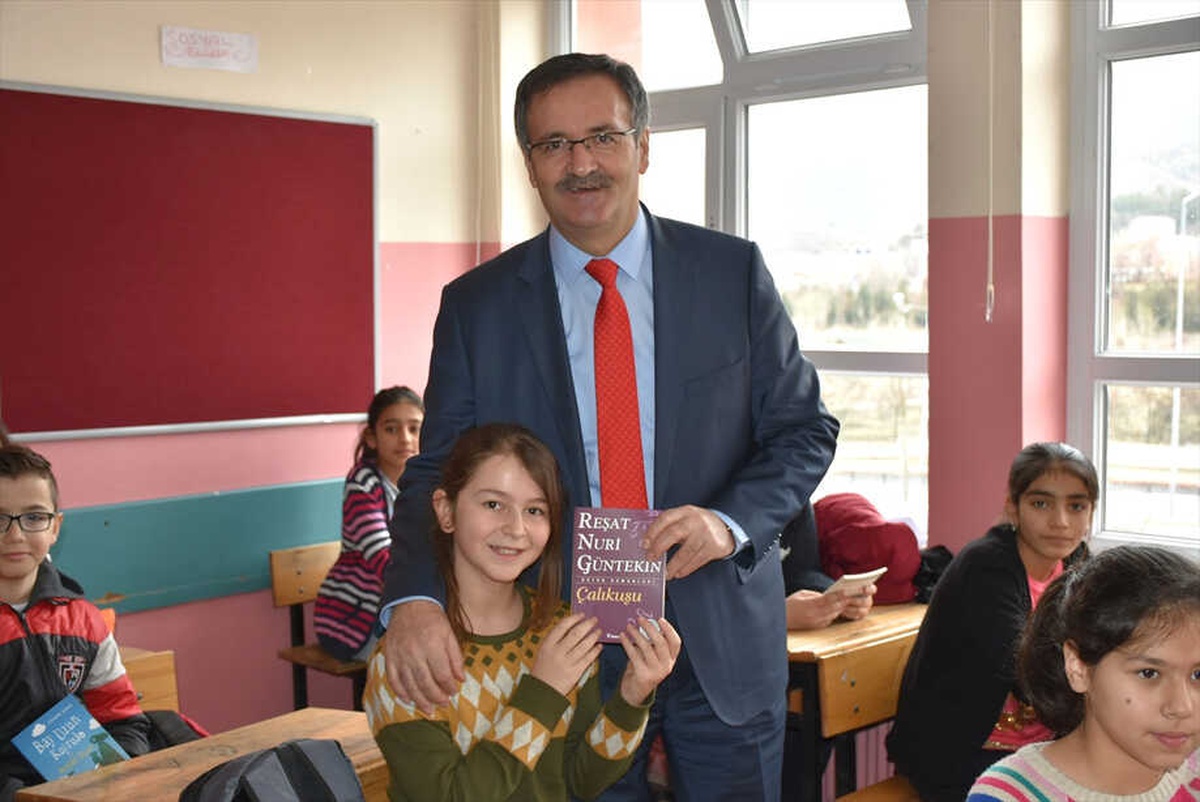 Kızılcahamam Okuyor Kitap Okuma Kampanyası