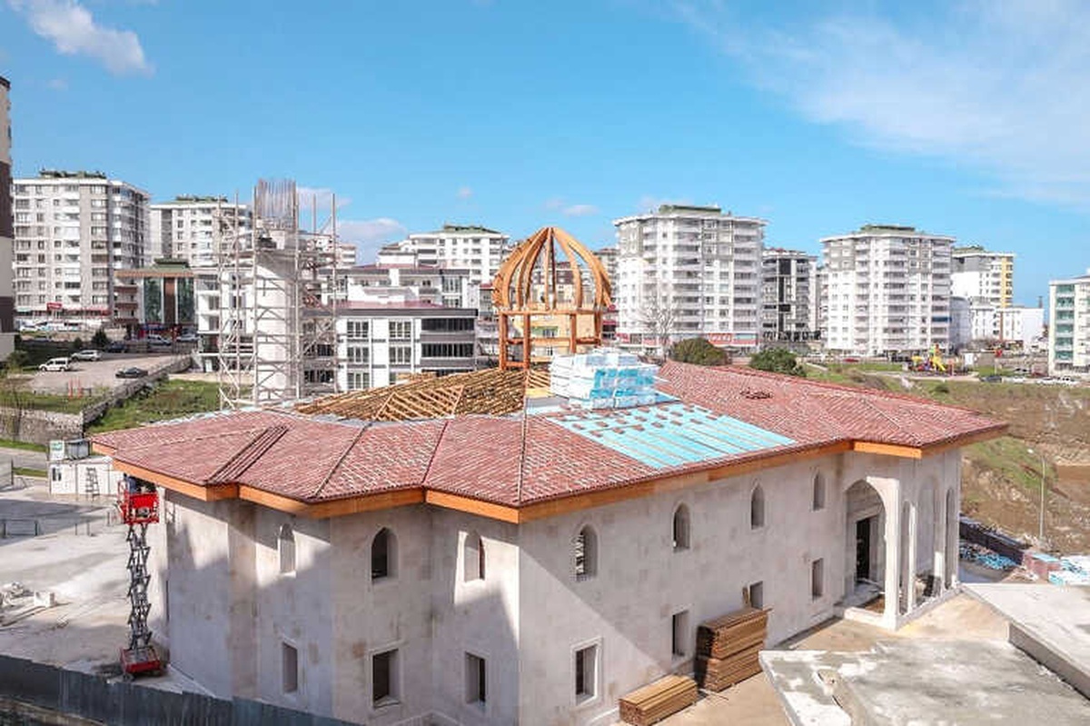 Külliyenin Cami Kısmında Sona Yaklaşılıyor
