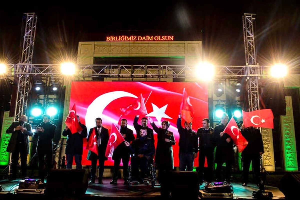 Meram\'da Birlik ve Beraberlik Gecesi