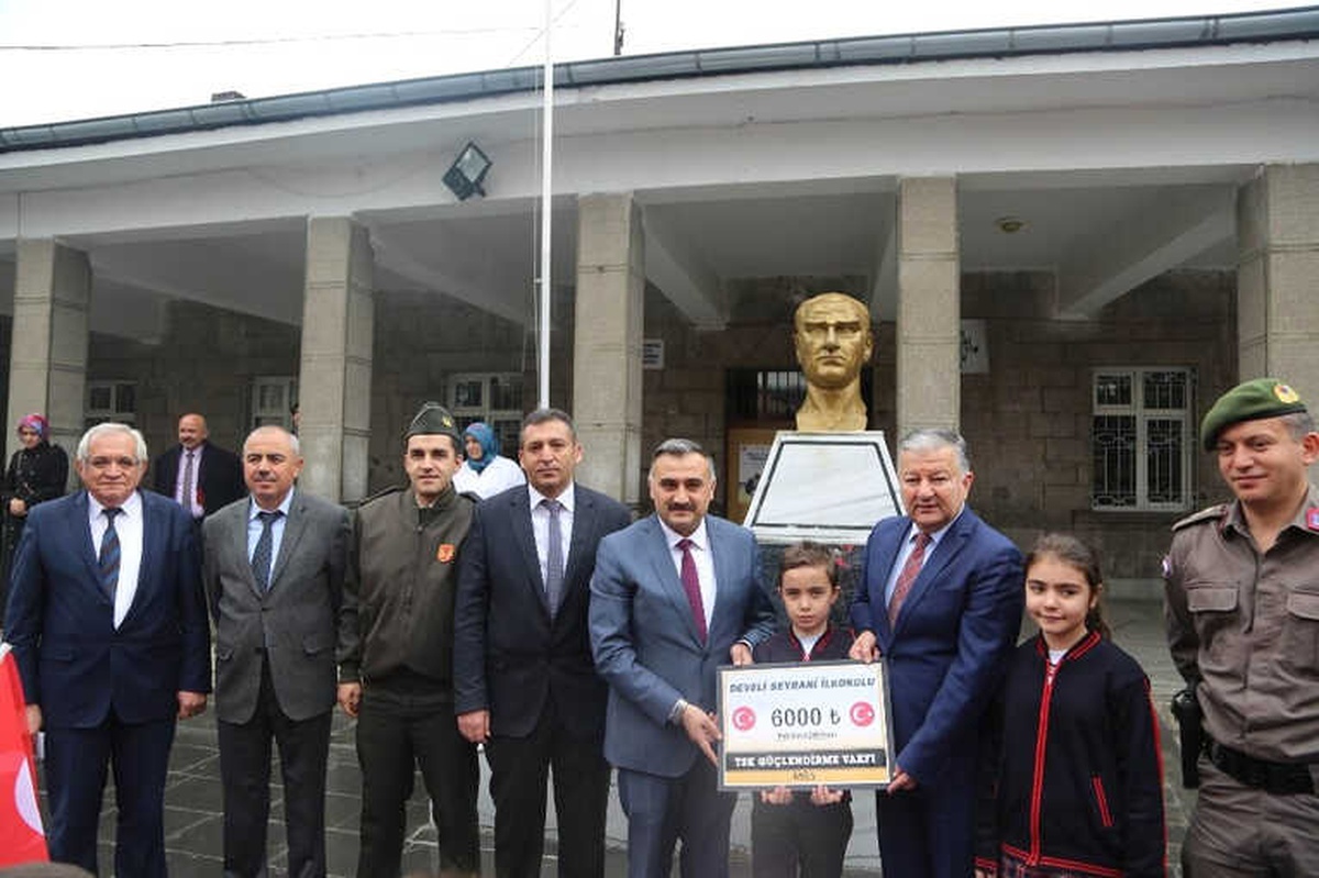 Seyrani İlkokulu Öğrencilerinden Mehmetçik\'i Unutmadı