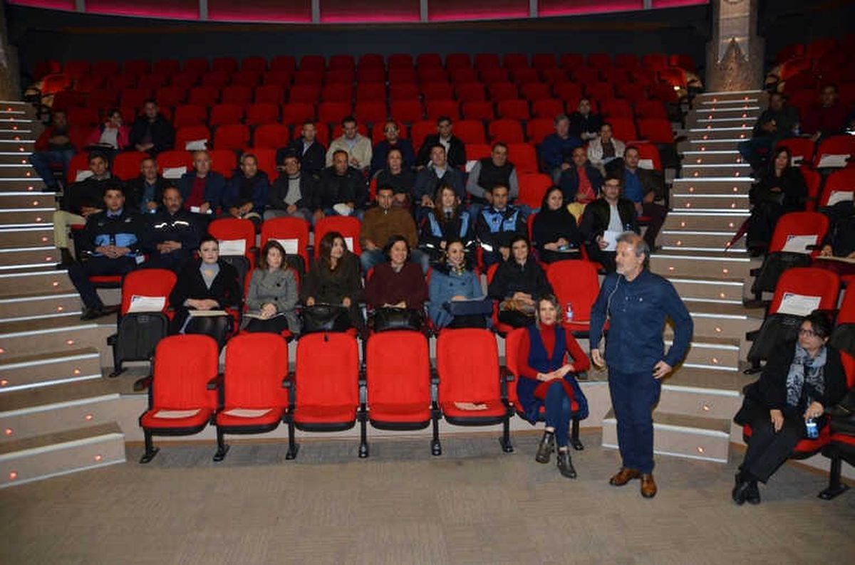 Yanlış Anlaşılmalar ve Anlamalar Semineri