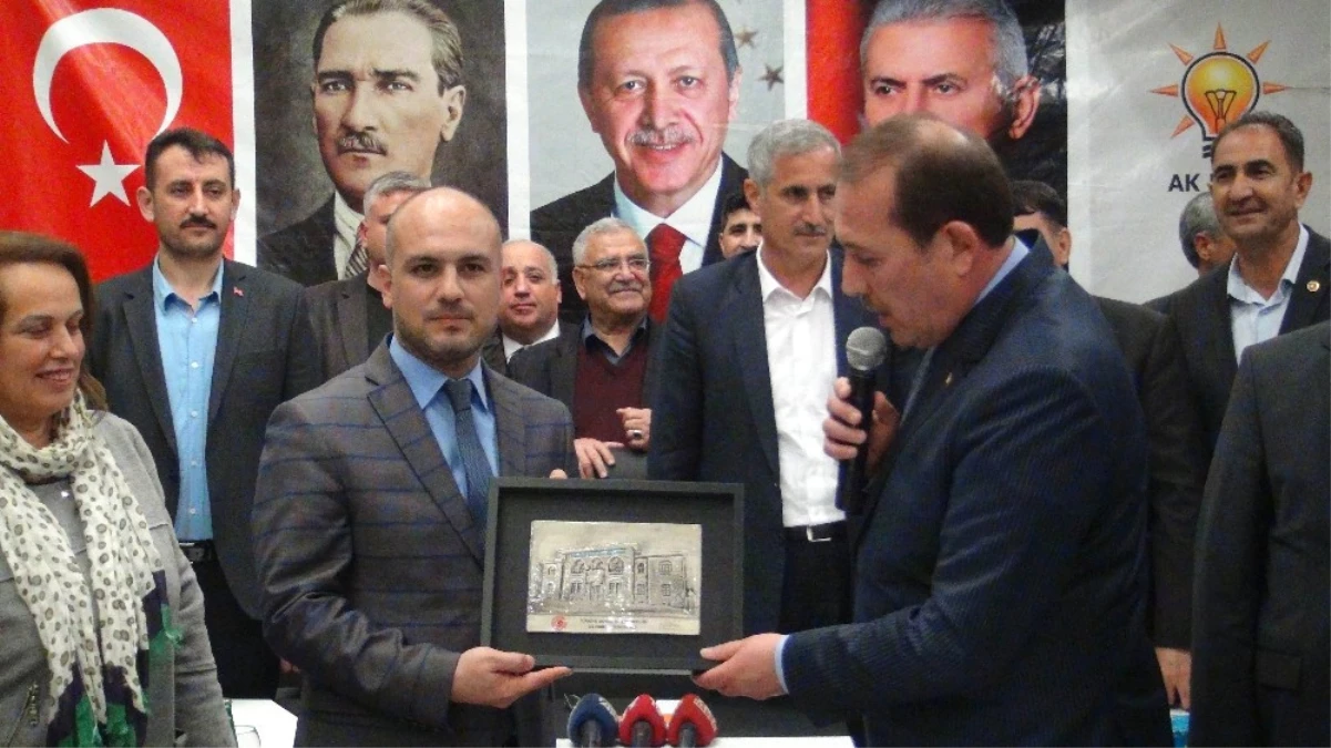 AK Parti Genel Başkan Yardımcısı Karacan Kilis\'te
