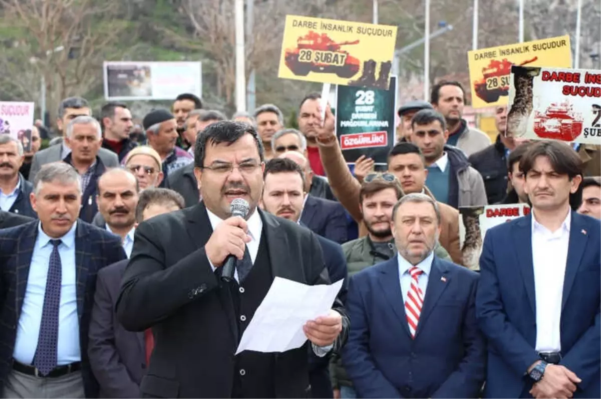 AK Parti\'li Ünek: "Tüm Darbeleri Şiddetle ve Nefretle Kınıyoruz"