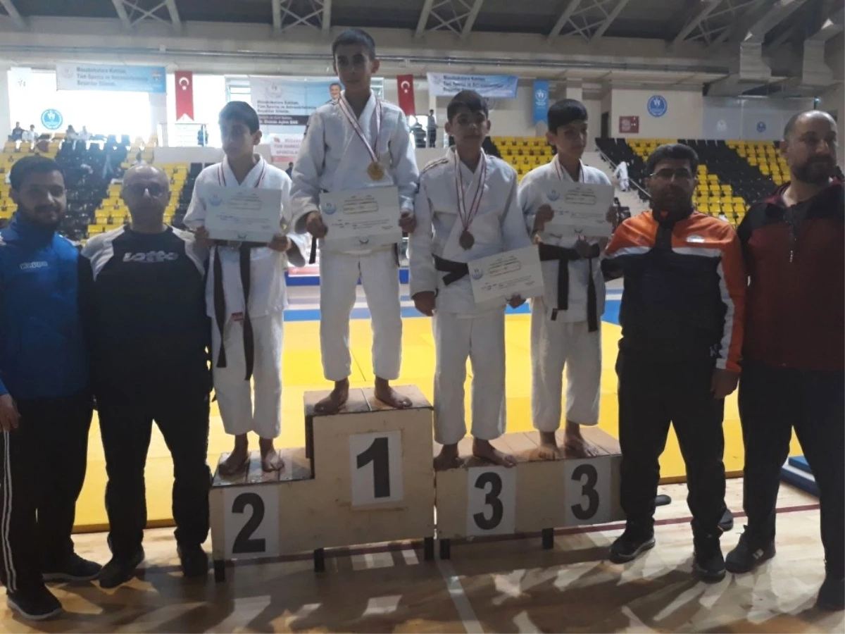 Büyükşehir Belediyesi Judo Takımı Şampiyonu Olmaya Hak Kazandı