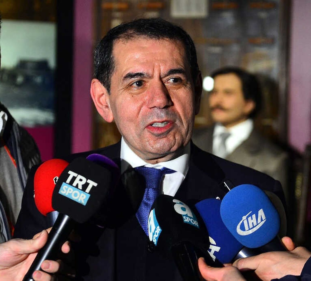 Dursun Özbek: "Uefa\'ya Giderken Oyunculara Borç Olmaması Lazım"