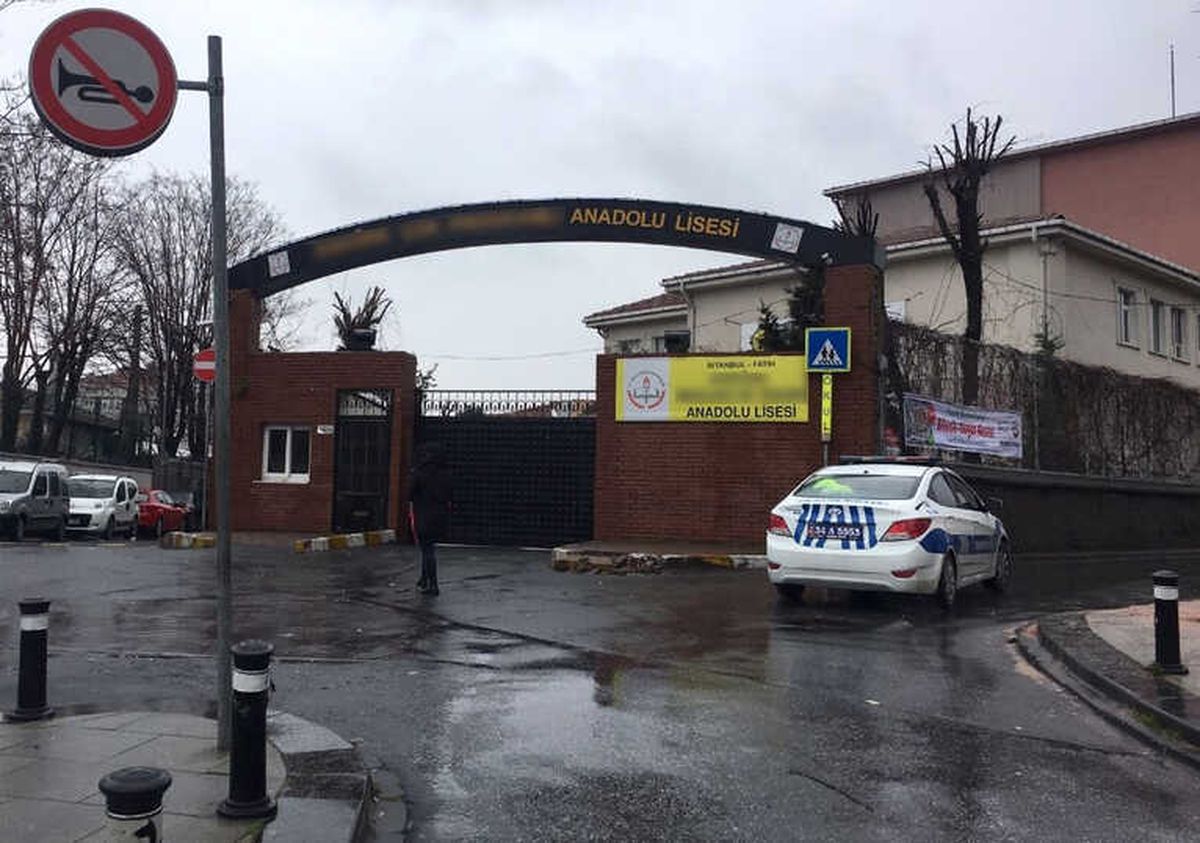 Fatih\'te Öğretmene Taciz Dayağı